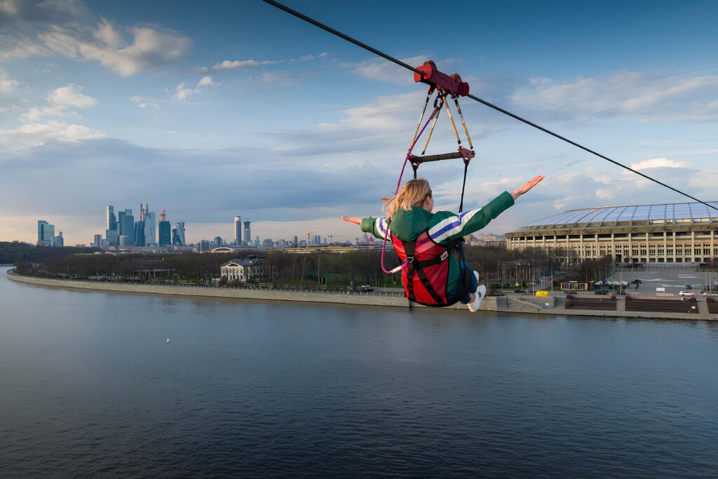 Зиплайн Воробьевы горы Москва