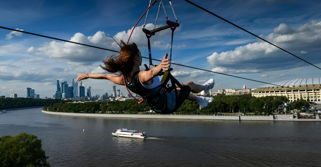 Зиплайн Воробьевы горы Москва
